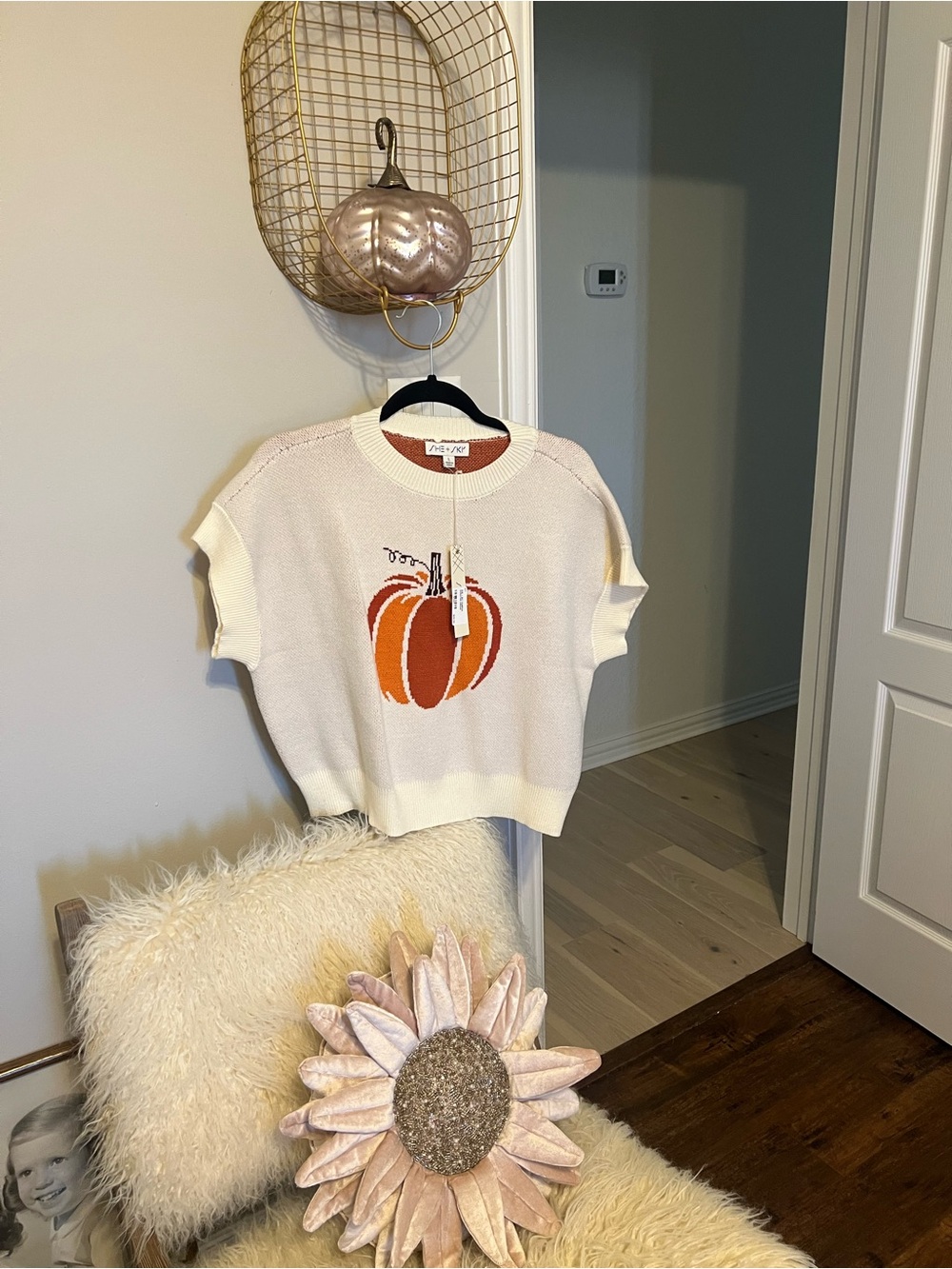 She + Sky Cream Short-Sleeve Knit Top with Orange Pumpkin Motif